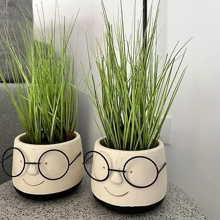 New Renovated With Beautiful View On Cliffs And Sea Διαμέρισμα