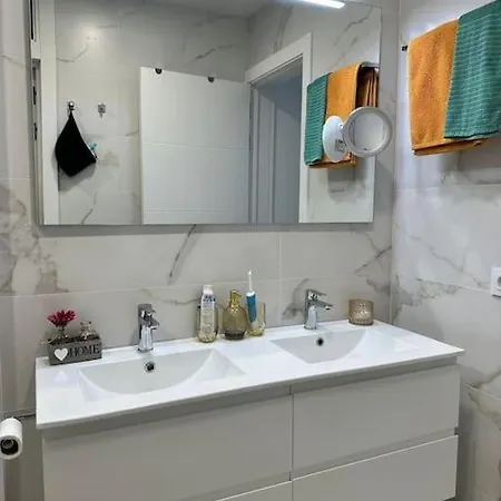 New Renovated With Beautiful View On Cliffs And Sea