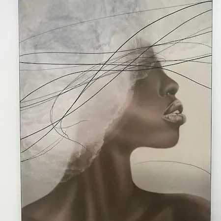 Διαμέρισμα New Renovated With Beautiful View On Cliffs And Sea *