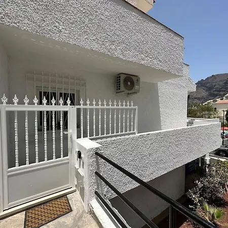 New Renovated With Beautiful View On Cliffs And Sea *