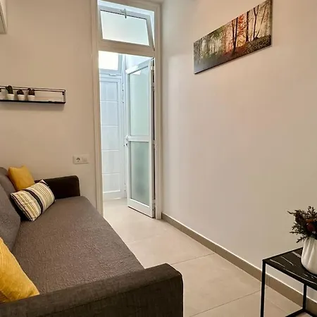 New Renovated With Beautiful View On Cliffs And Sea Appartement