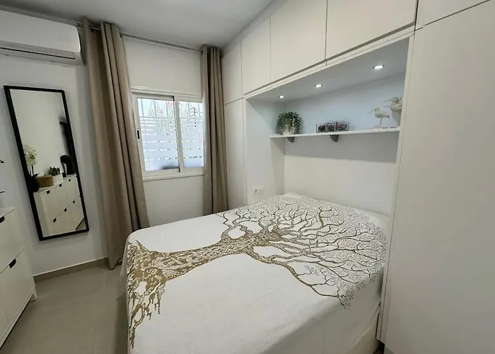 アパート New Renovated With Beautiful View On Cliffs And Sea *