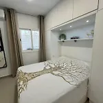 Appartement New Renovated With Beautiful View On Cliffs And Sea *